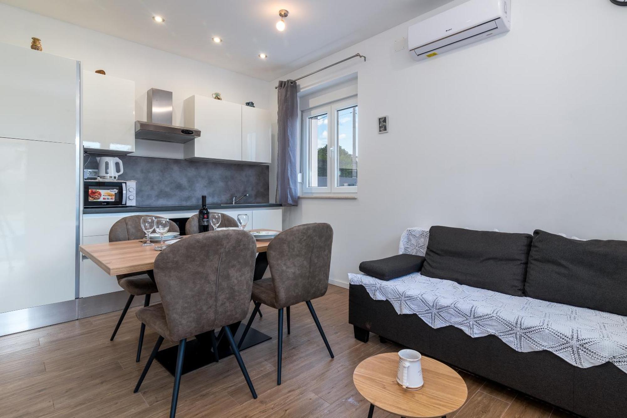 Apartman Dino Trogir Exteriör bild