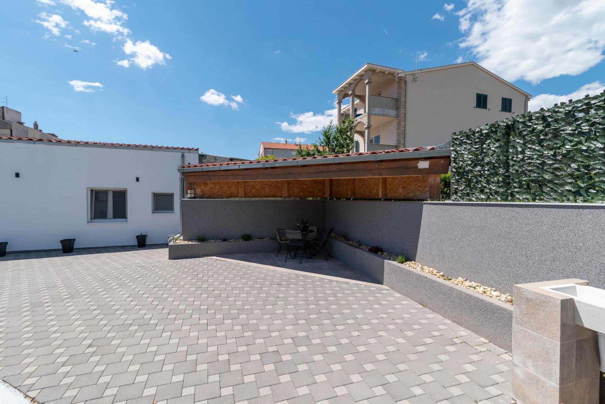 Apartman Dino Trogir Exteriör bild