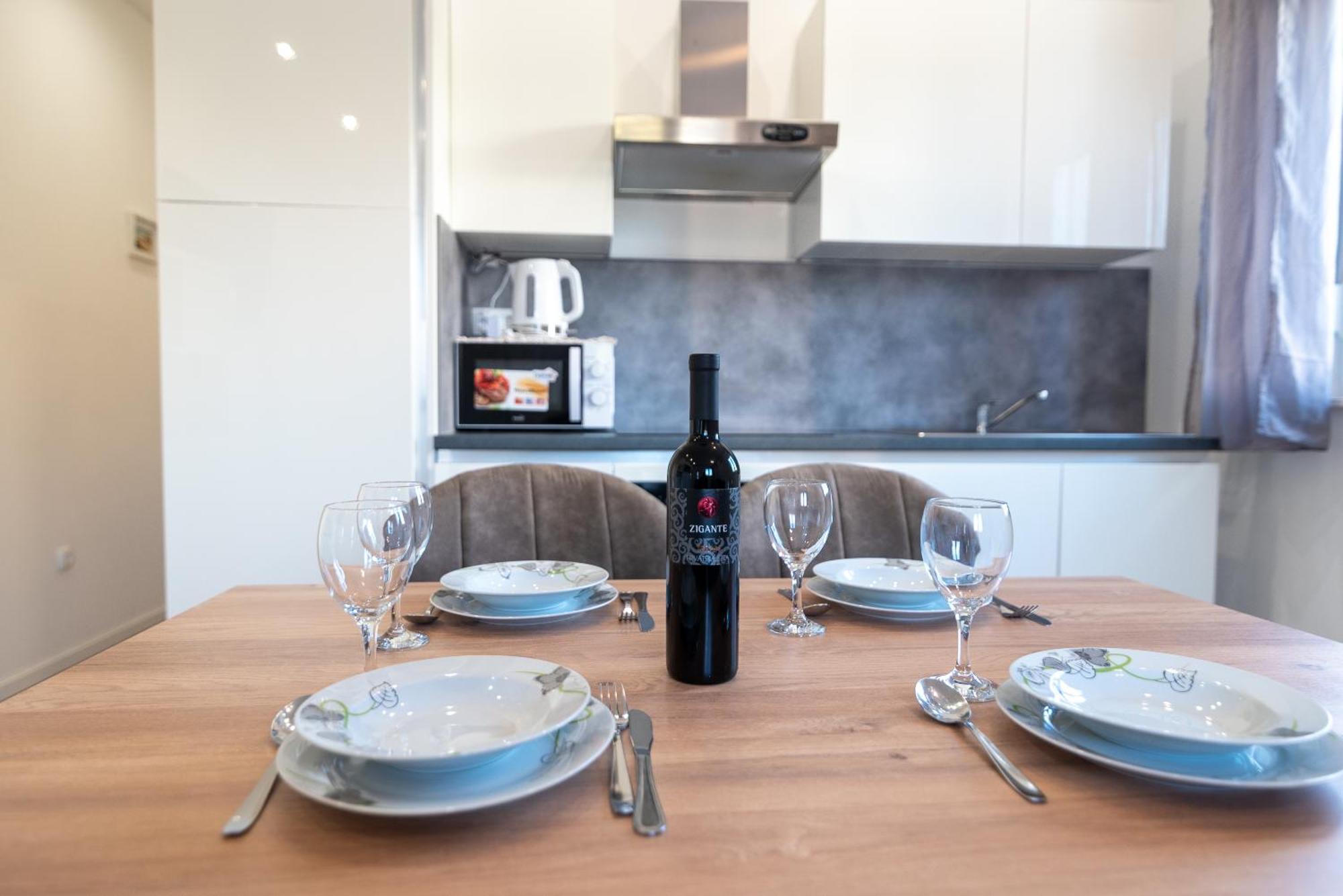 Apartman Dino Trogir Exteriör bild